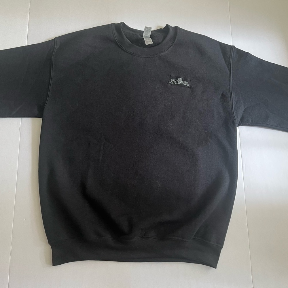 Upcycled custom spiderman crewneck - Picture 5 of 7